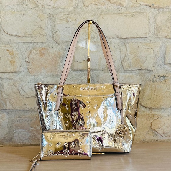 Michael kors Ciara metallic shoulder handbag&wallet NWT Authentic Gold - Picture 1 of 16